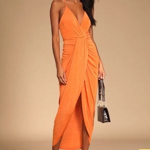 Dreamy Date Orange Surplice Midi Dress 
Lulus